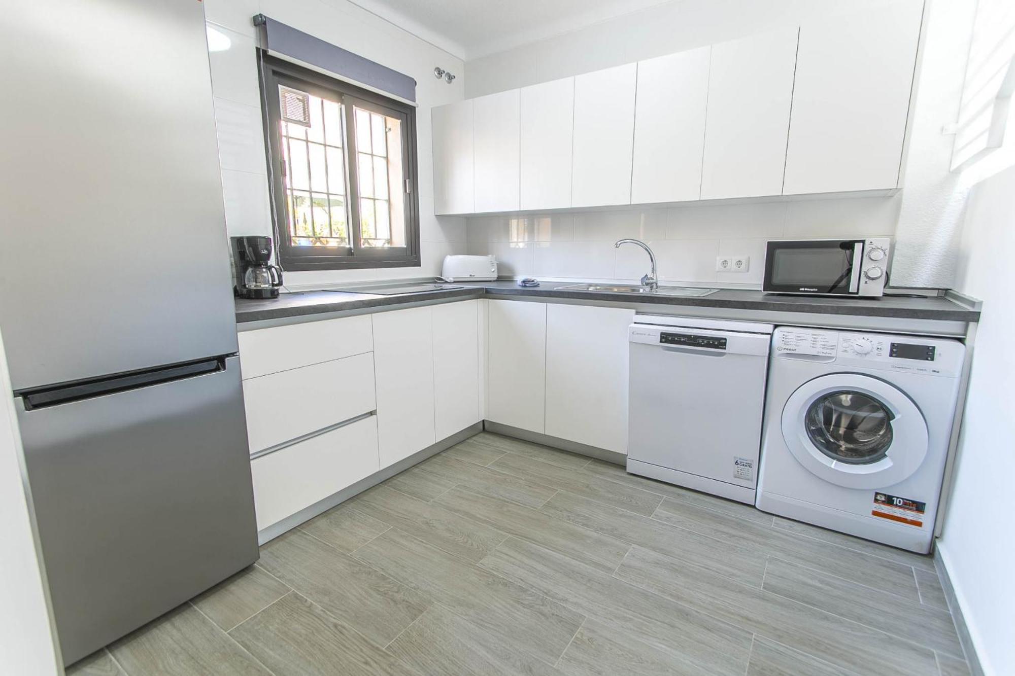 Canovas Nerja - Antali Villas Con Piscina En Zona Parador Nerja Vakantiehuis
