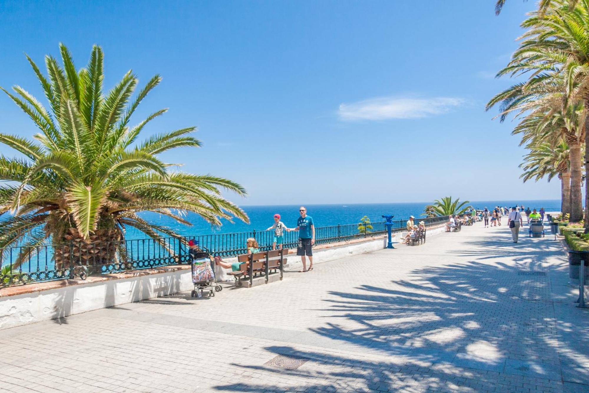 Canovas Nerja - Antali Villas Con Piscina En Zona Parador Nerja *