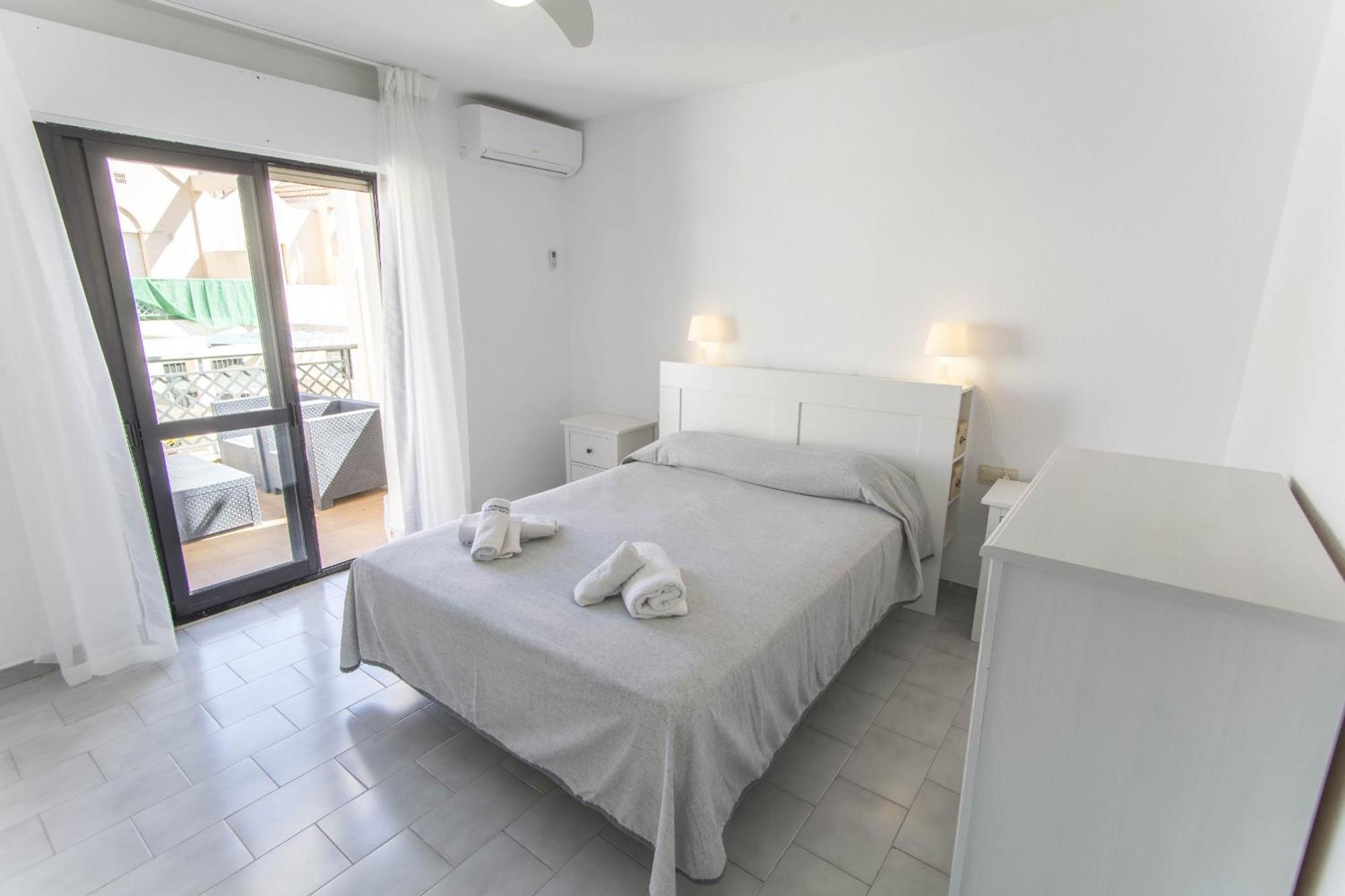 Vakantiehuis Canovas Nerja - Antali Villas Con Piscina En Zona Parador Nerja *