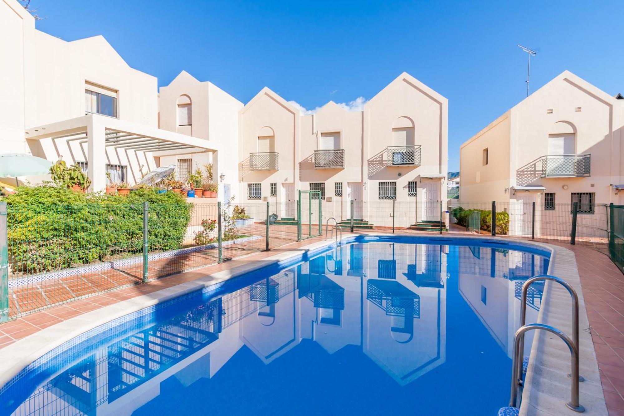 Canovas Nerja - Antali Villas Con Piscina En Zona Parador Nerja Vakantiehuis *