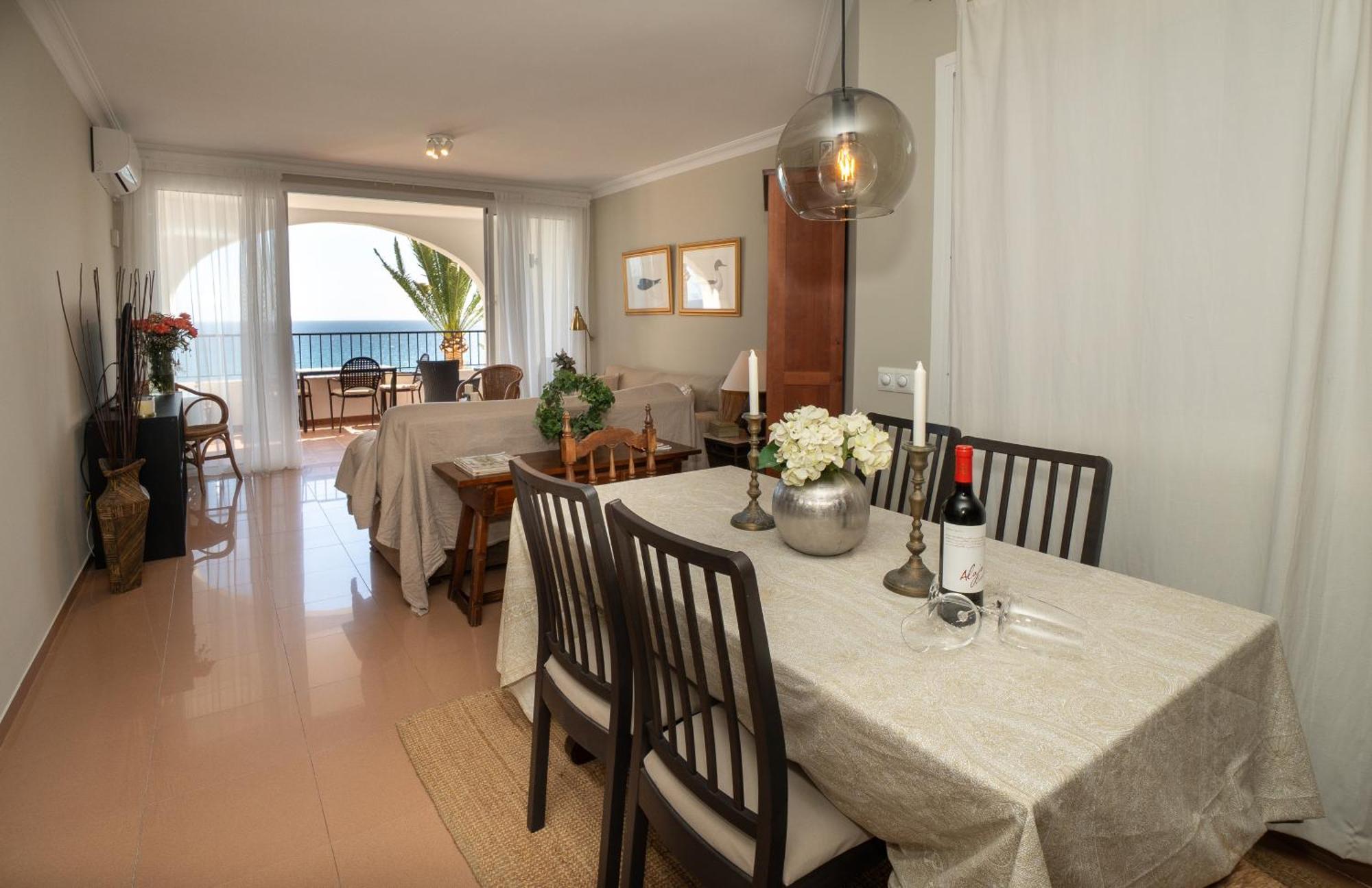 Apartment Tuhillo 2f Menyber Nerja