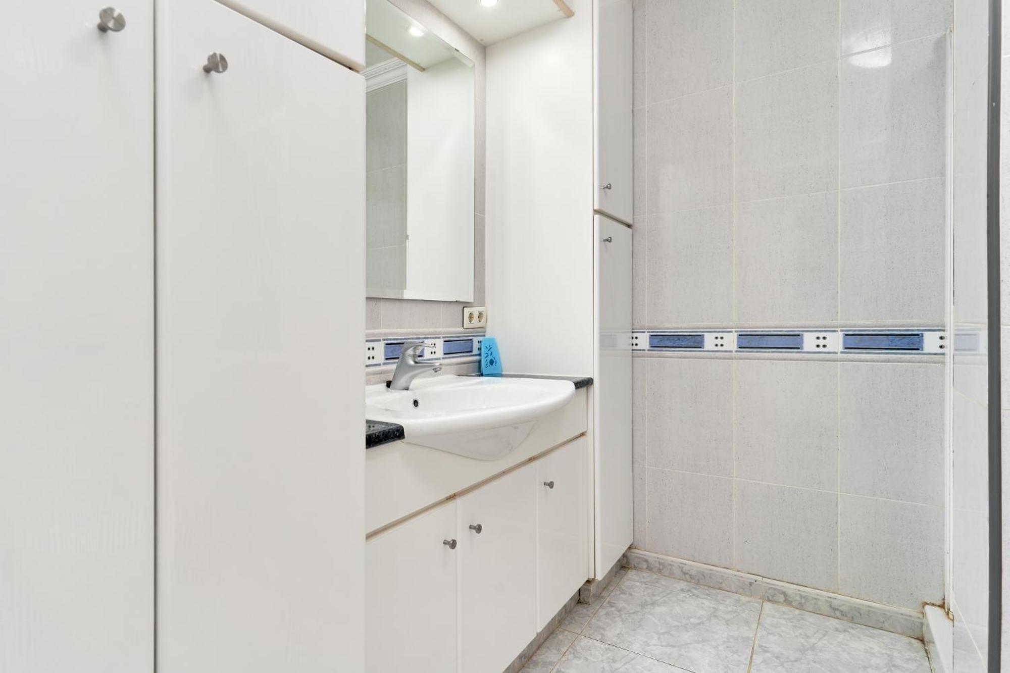 Apartment Hawaii 1st Floor Burriana, Nerja