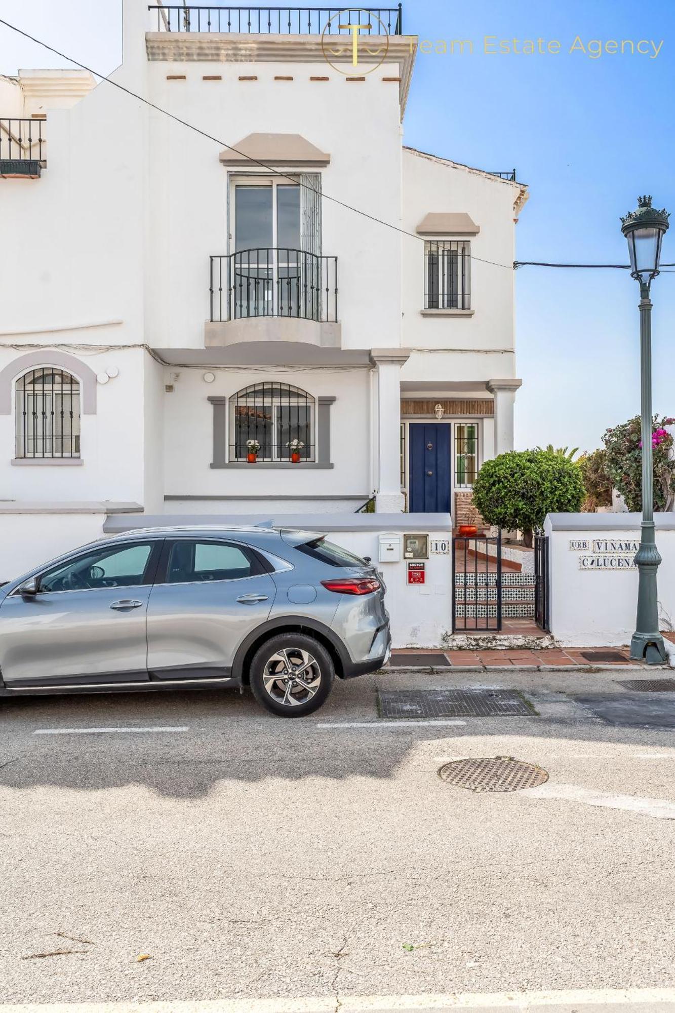 Chic Retreat With A Spacious Garden, Near Burriana * Nerja