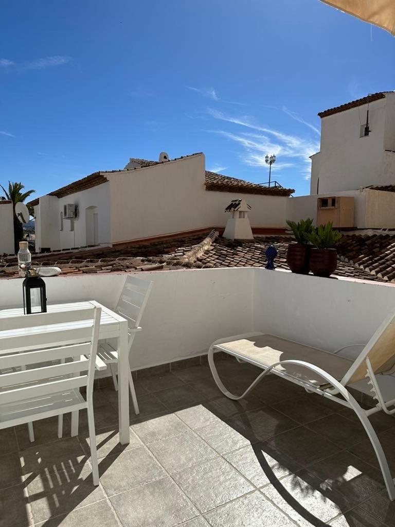 Appartement Right By The Pool Area In Capistrano Village! Nerja