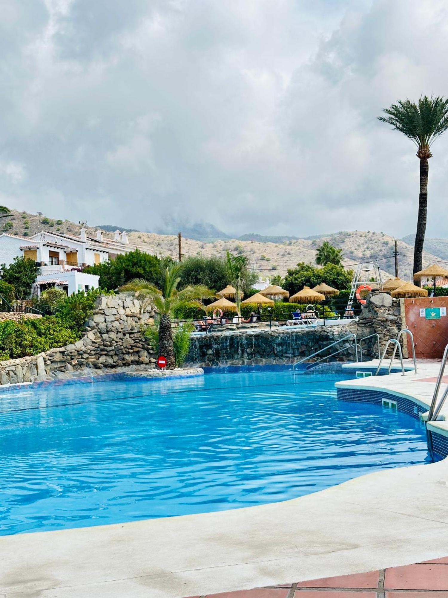 Right By The Pool Area In Capistrano Village! Nerja