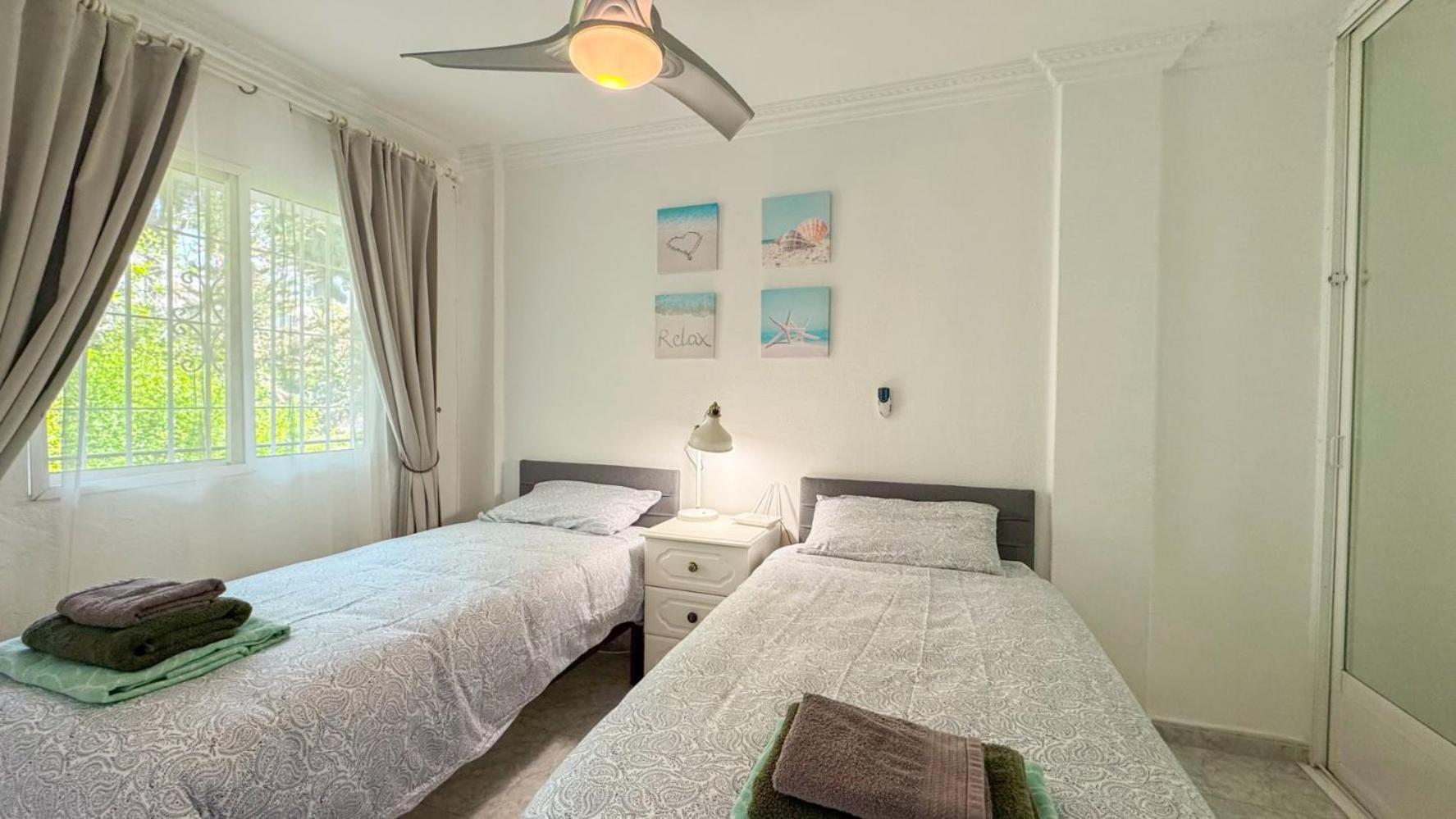 Apartment Hawaii 1st Floor Burriana,