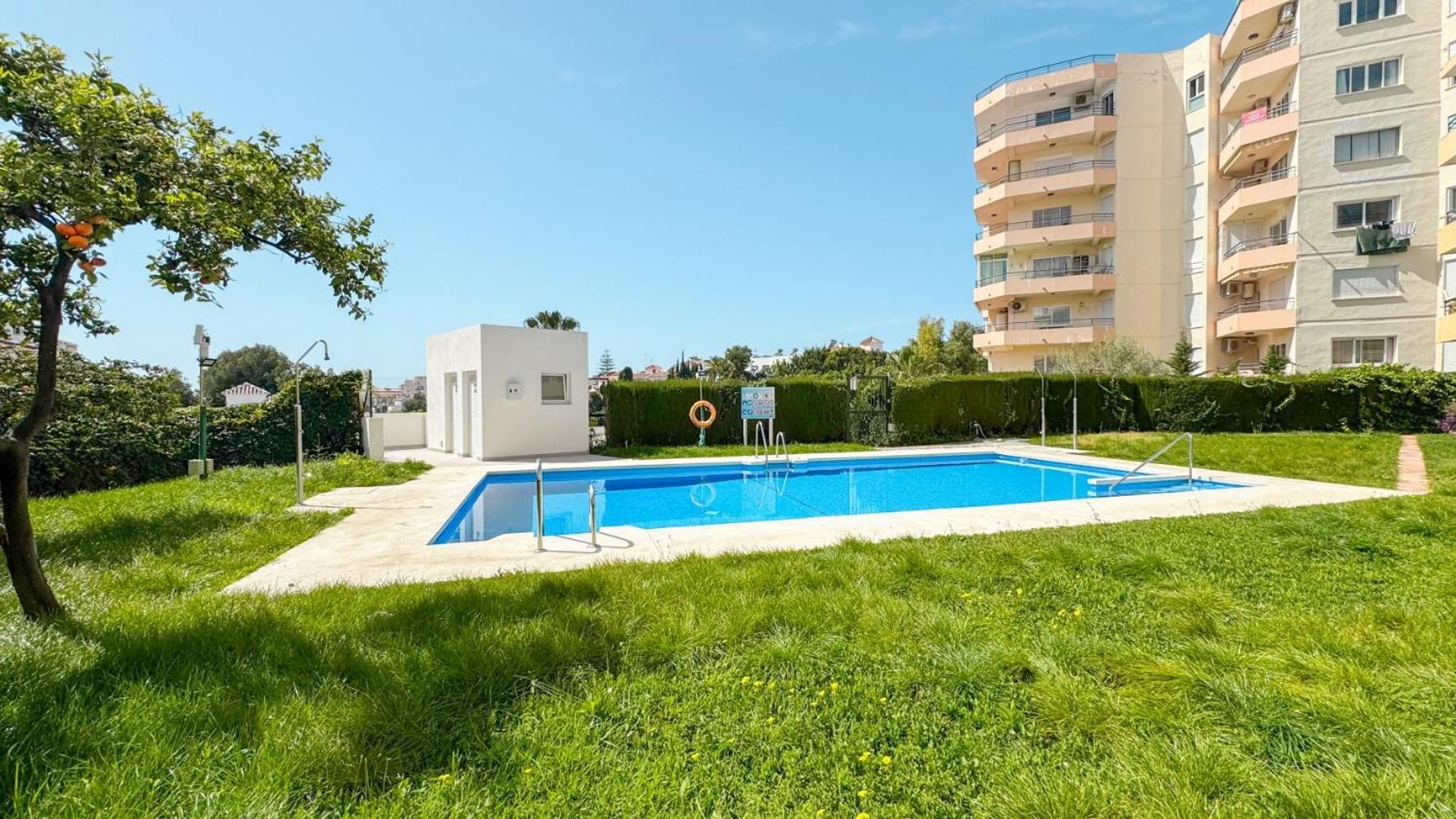 Hawaii 1st Floor Burriana, Apartment Nerja