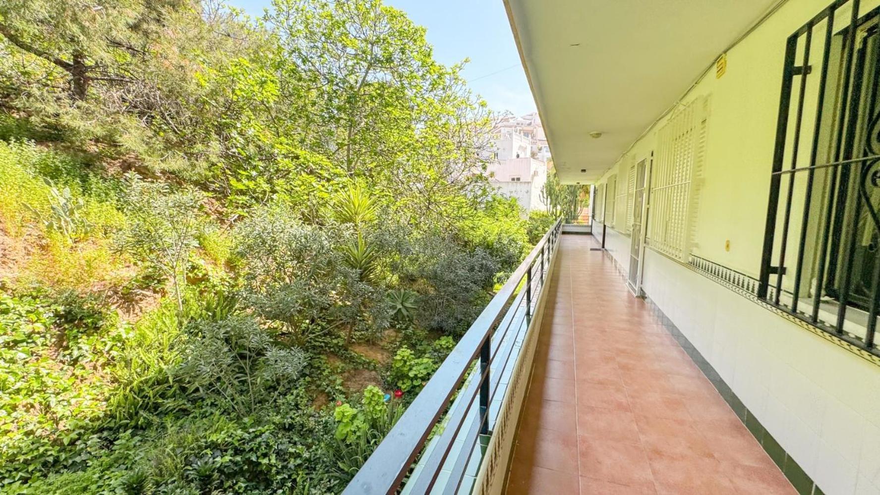 Apartment Hawaii 1st Floor Burriana, Nerja