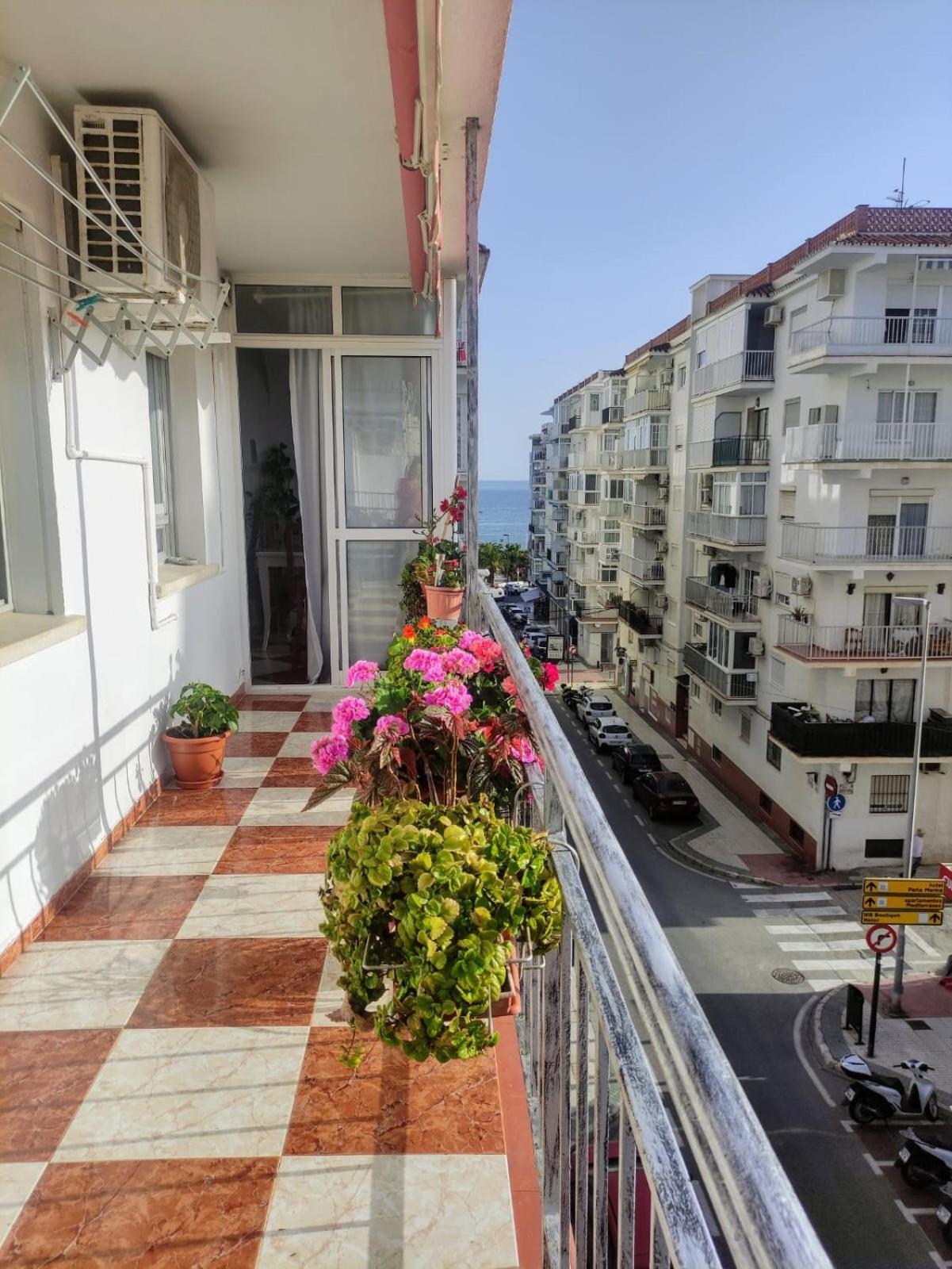 2 Minutes From The Beach!!! Great Apartment!!!