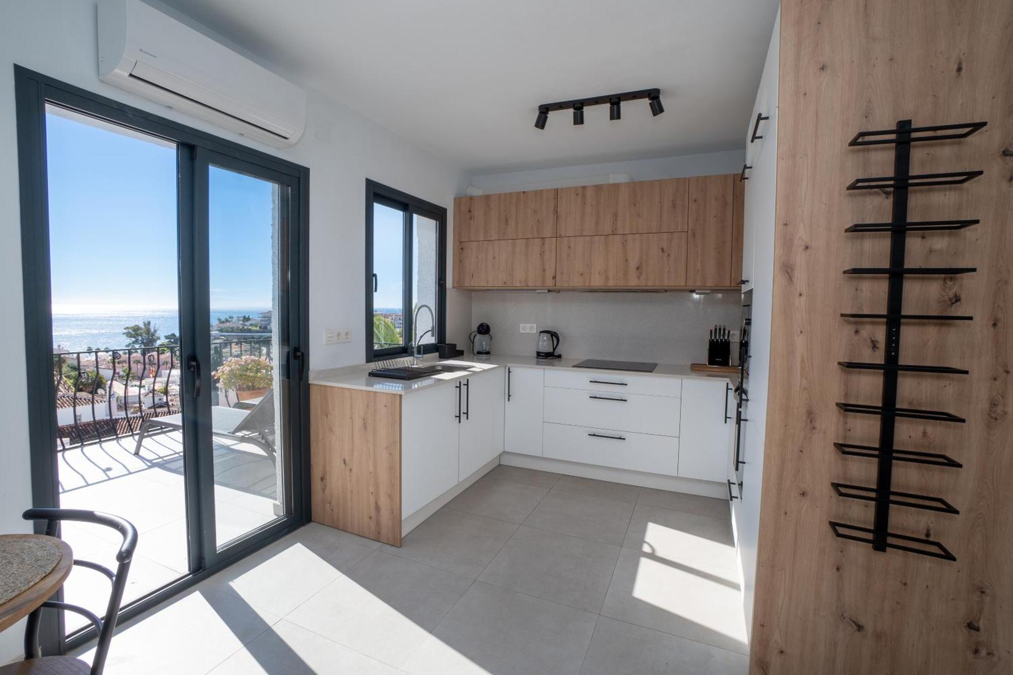 Almendros Nº5 Menyber Nerja