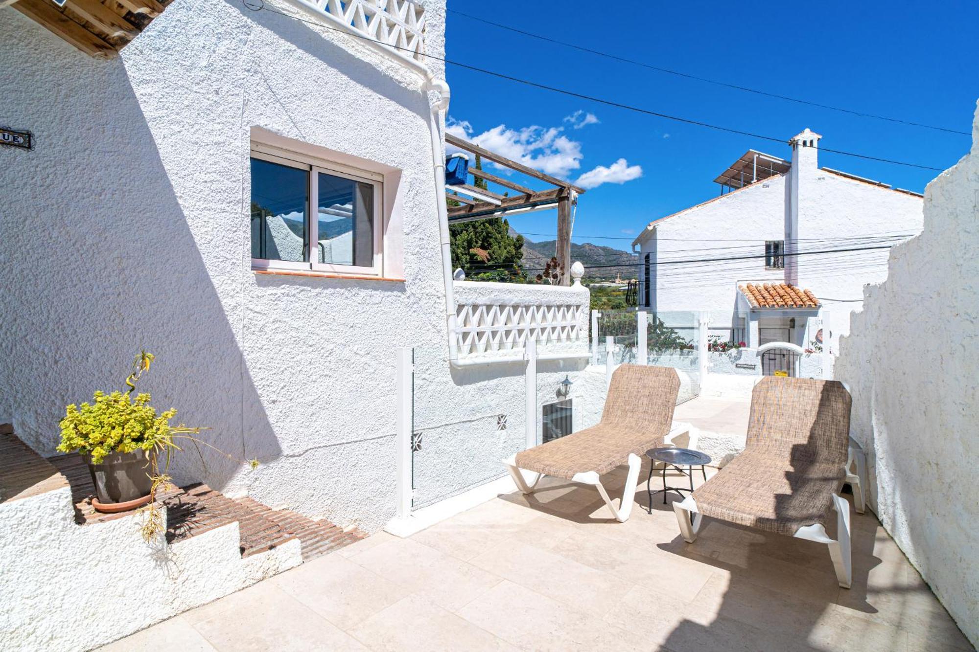 Sunny Vista Chimenea By Casasol Nerja