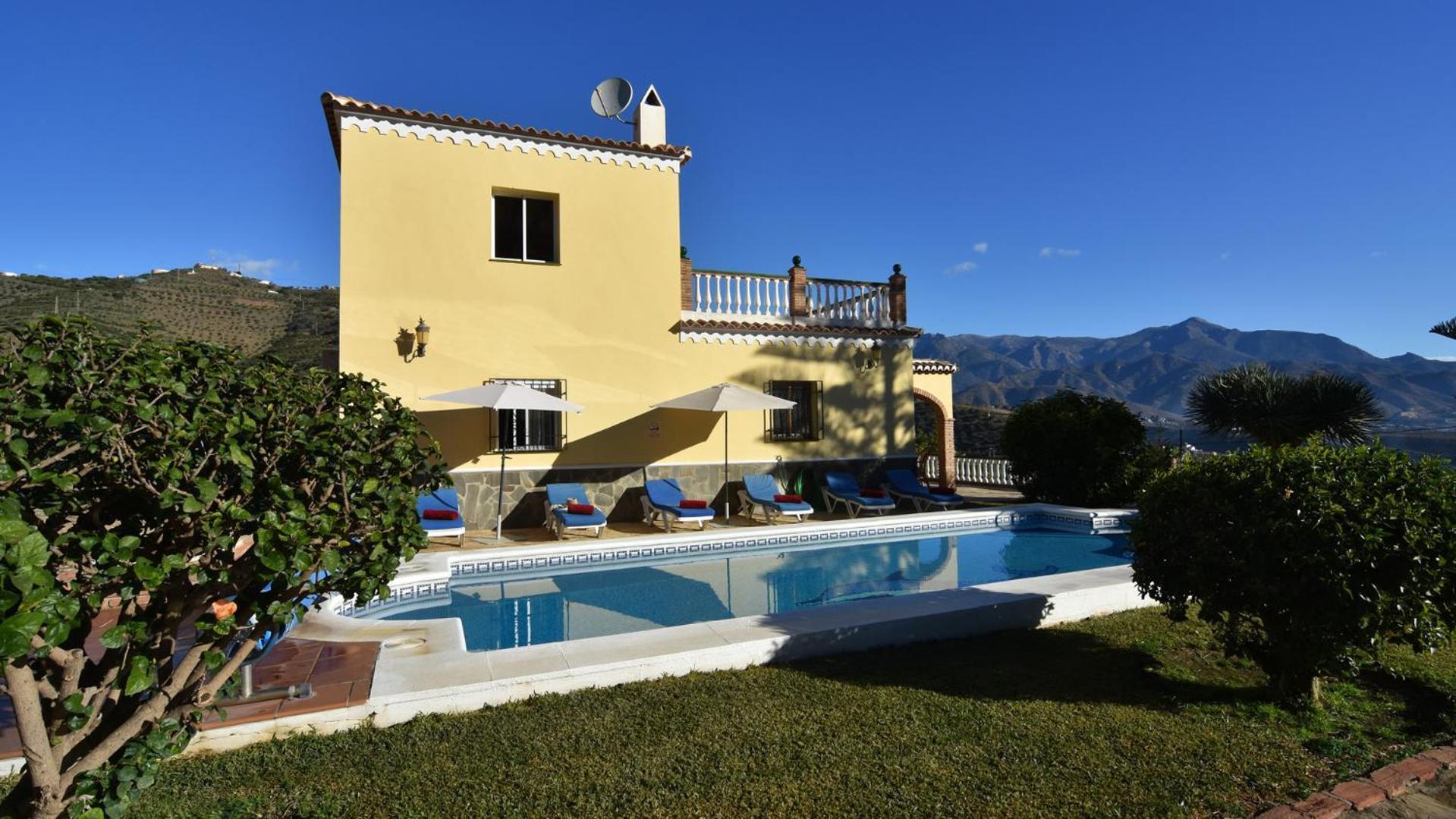 Villa Views - By Casitas Select *