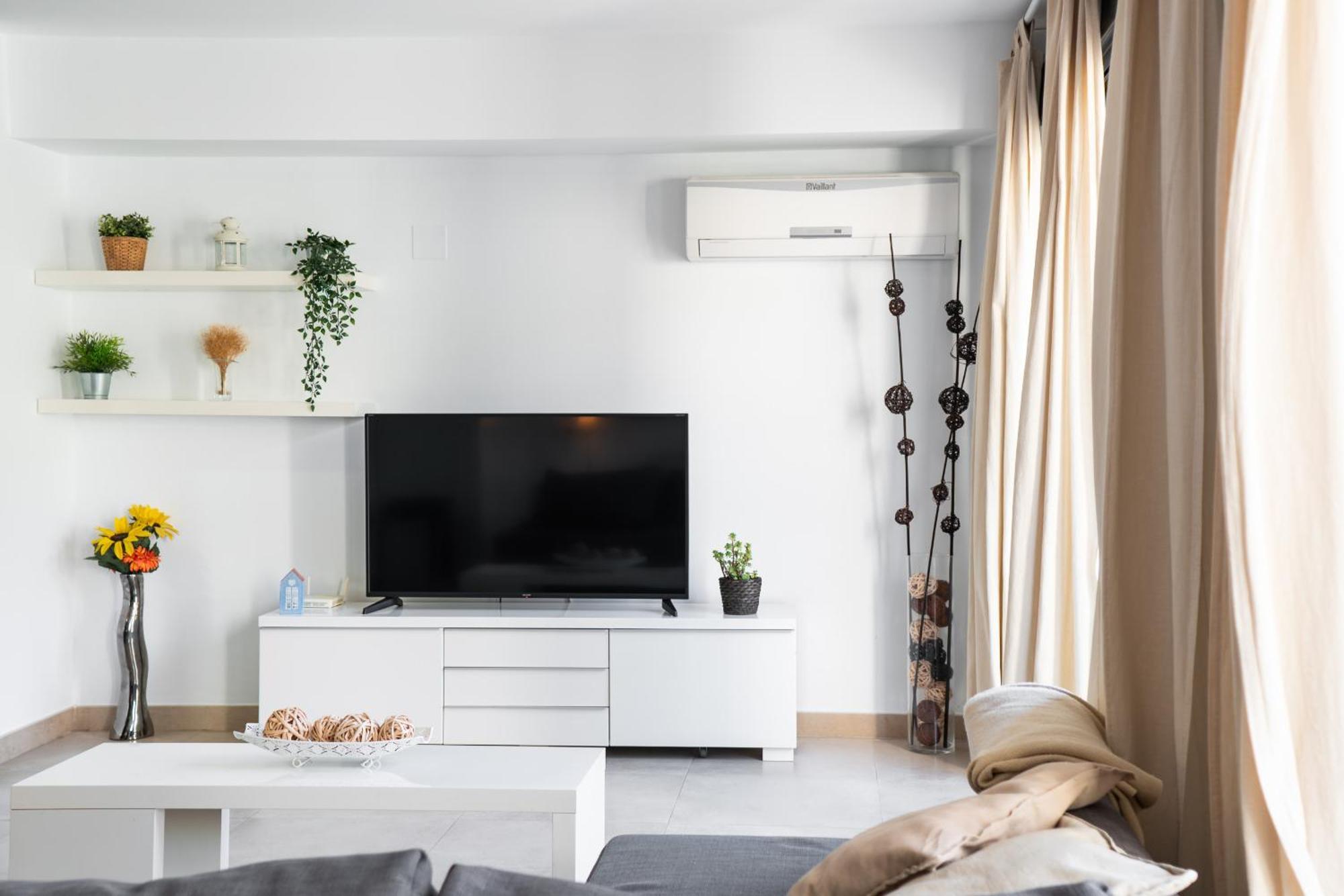 Apartment & Torres De San Juan Nerja