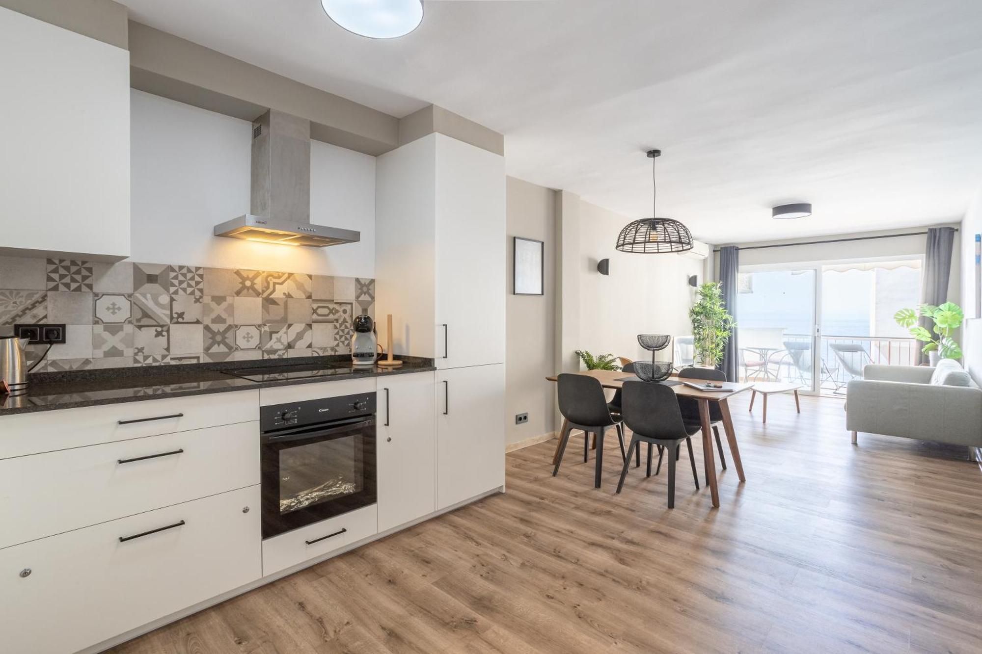 Stylish With Sea View