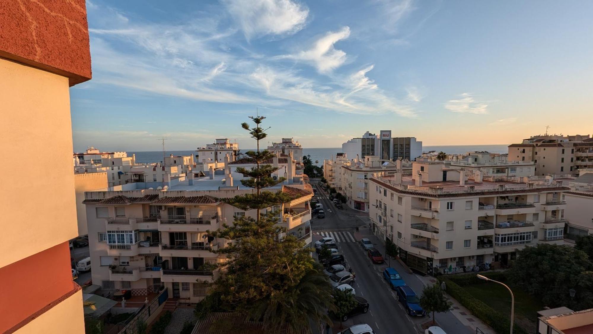 Mini Penthouse Close To With Seaviews * Nerja