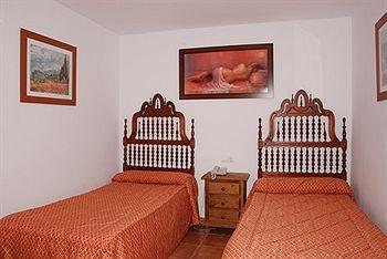 Mediterraneo Apts Apartment *