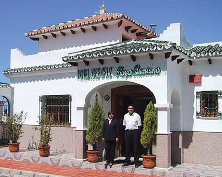 Jose Cruz Hotel 3*