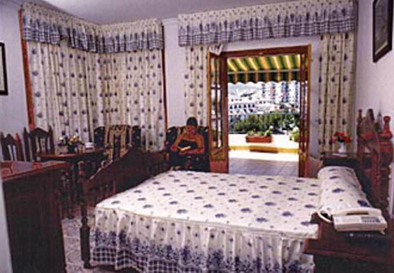 Jose Cruz Hotel