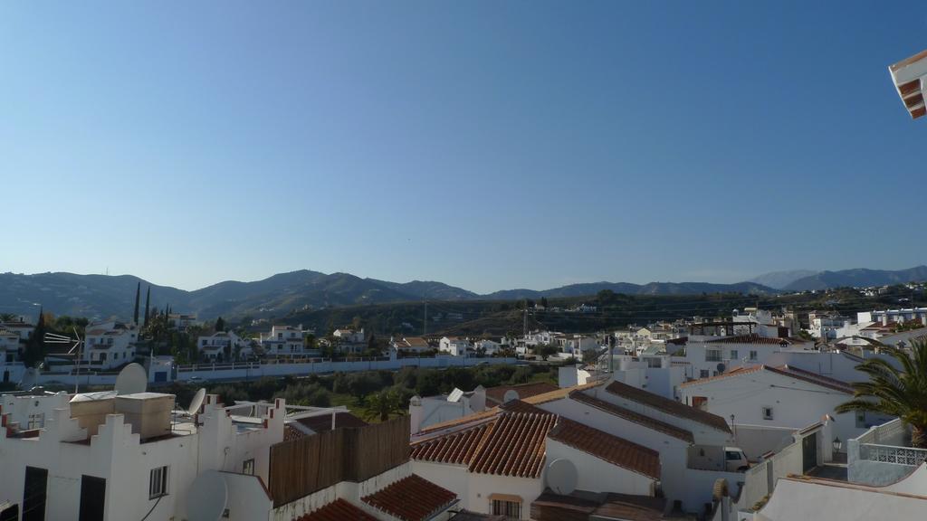 - Casa De Familia * Nerja