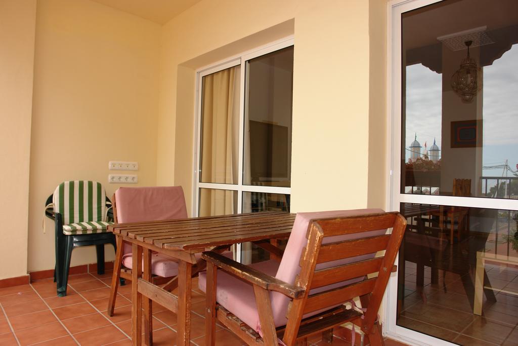 Luxurious Carabeo 2000 1.3 * Nerja