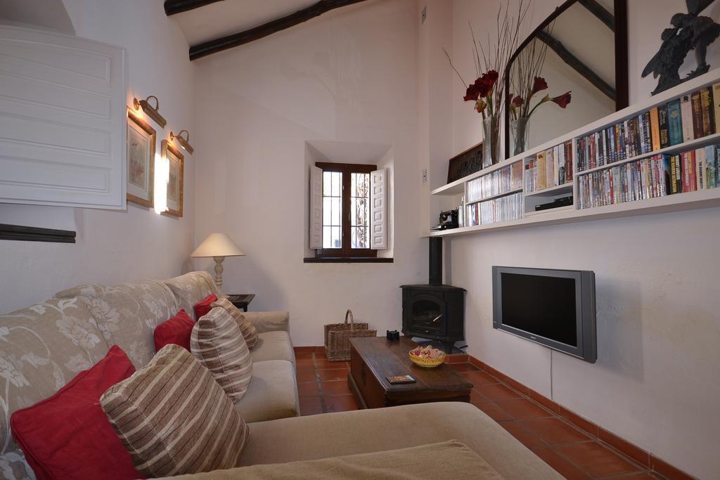 Molino Casanova Menyber Villa