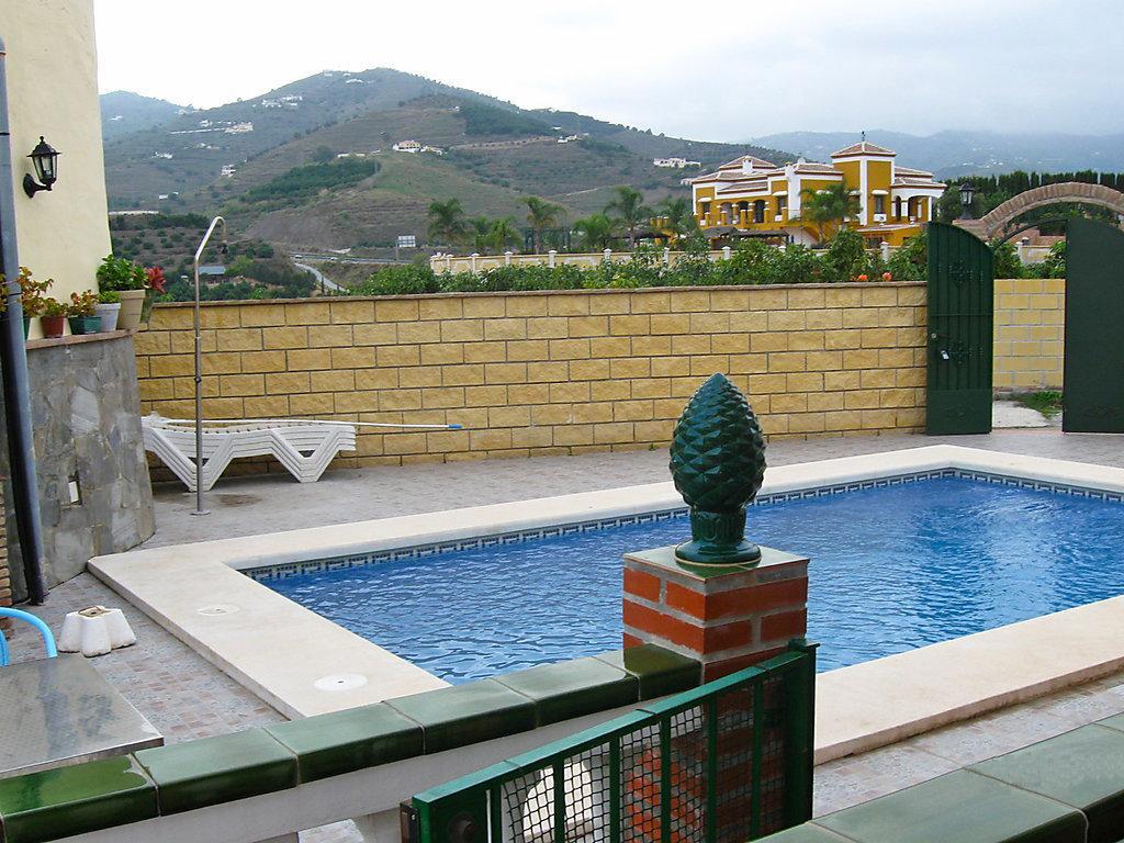 Eduardo Nerja