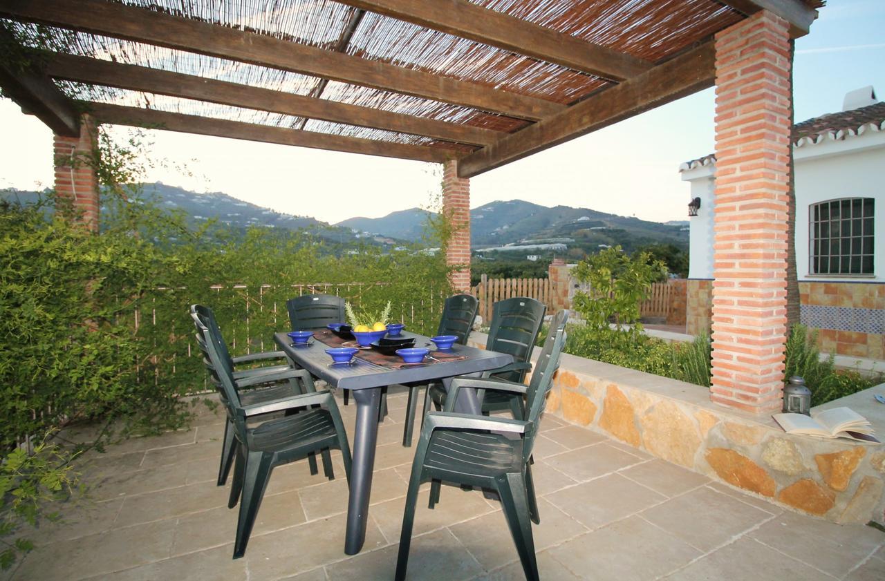 Villa El Crucero With Pool And Jacuzzi Spainsunrentals 1035 Nerja