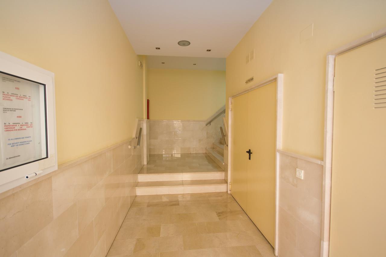 Neptuno Playa Apartment Nerja