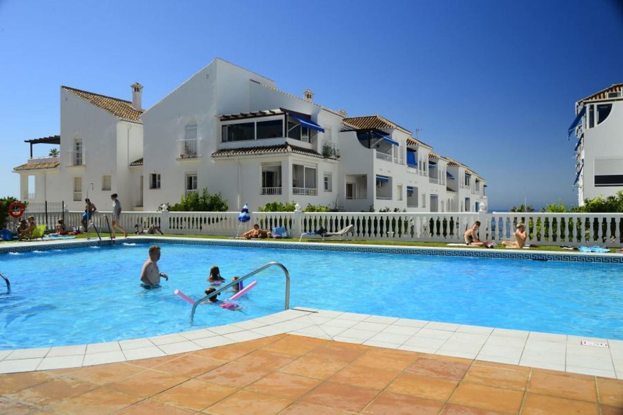 Nice In Fuentes De Apartment Nerja