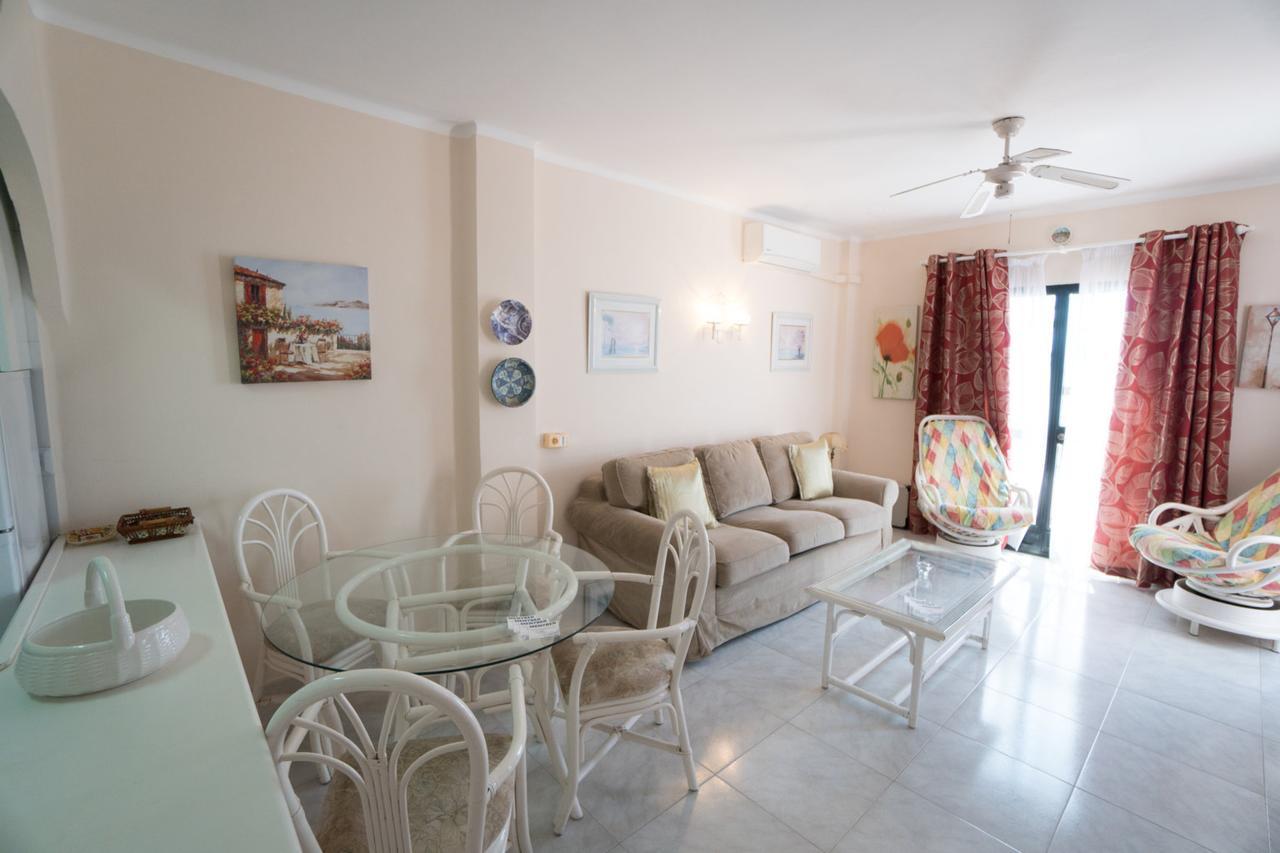 Capistrano Playa 512 Menyber Nerja
