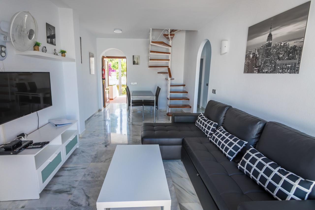 Rosas De Capistrano Apartment