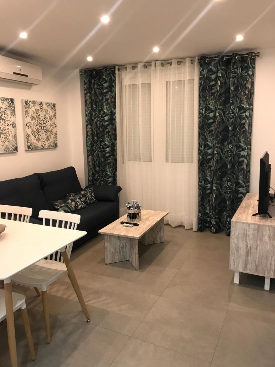 Avenida 2 Apartment Nerja