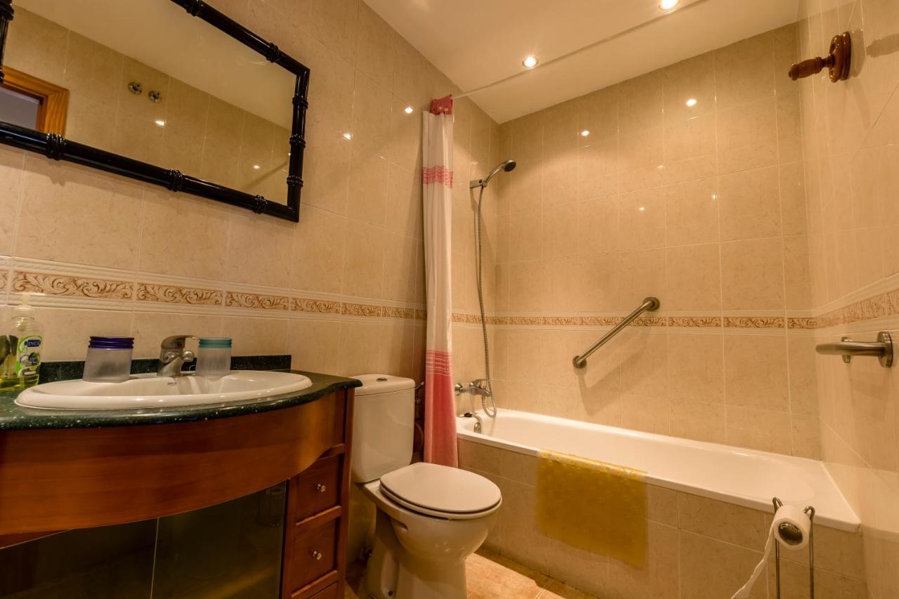 Luxurious Carabeo 2000 1.3 * Nerja