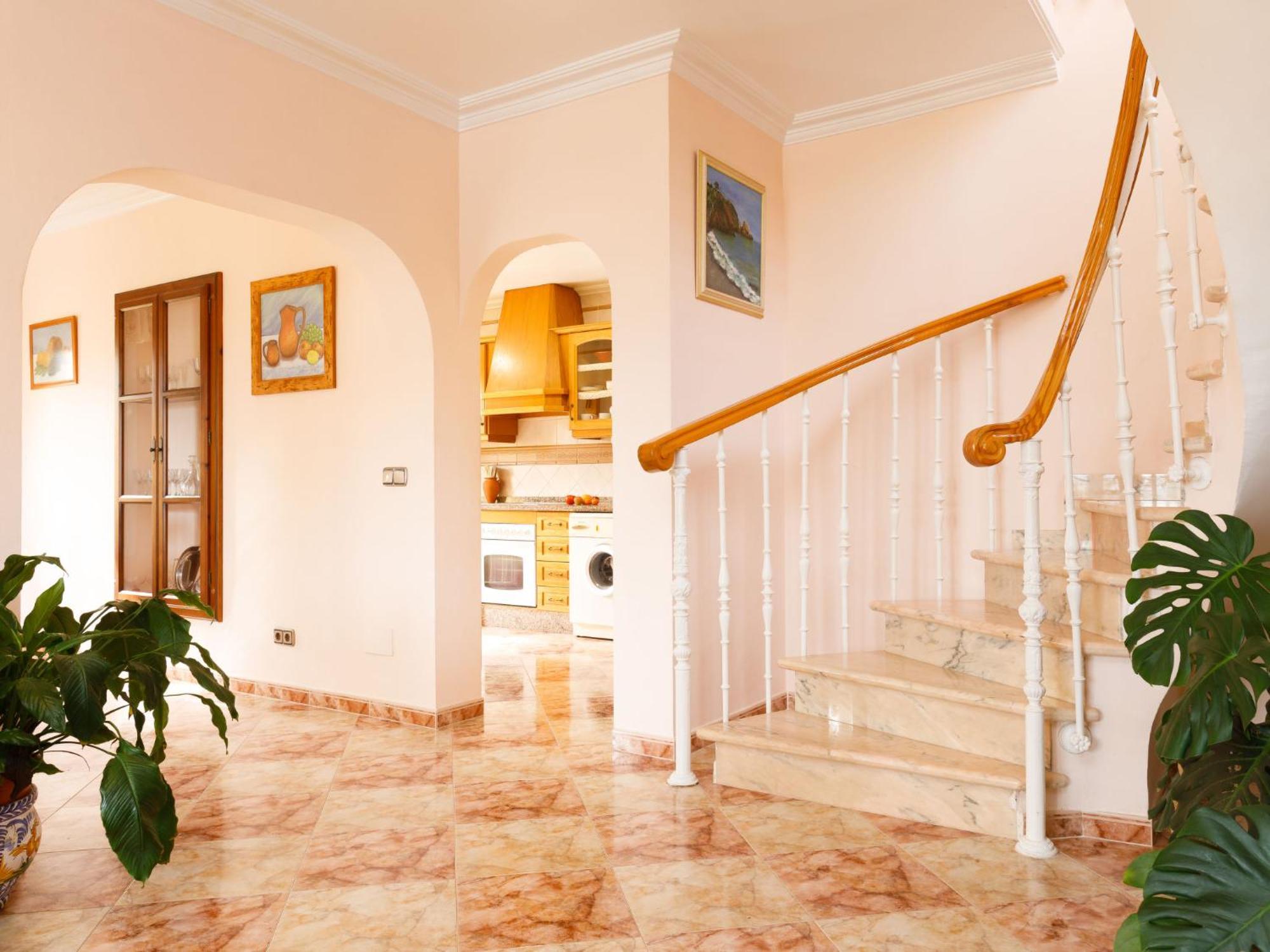 Mangos By Interhome Nerja