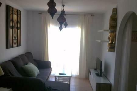 Apartamento Con Espectaculares Vistas Al Mar. *