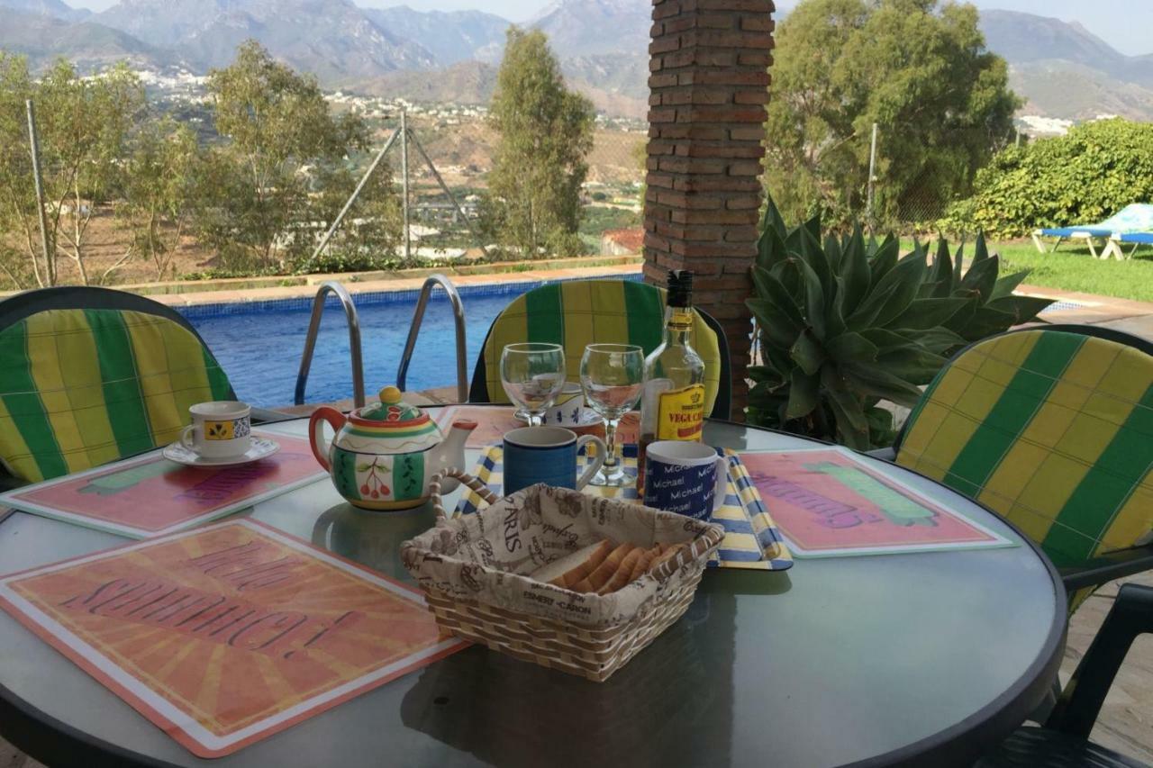 Paradise - Girasoles Villa