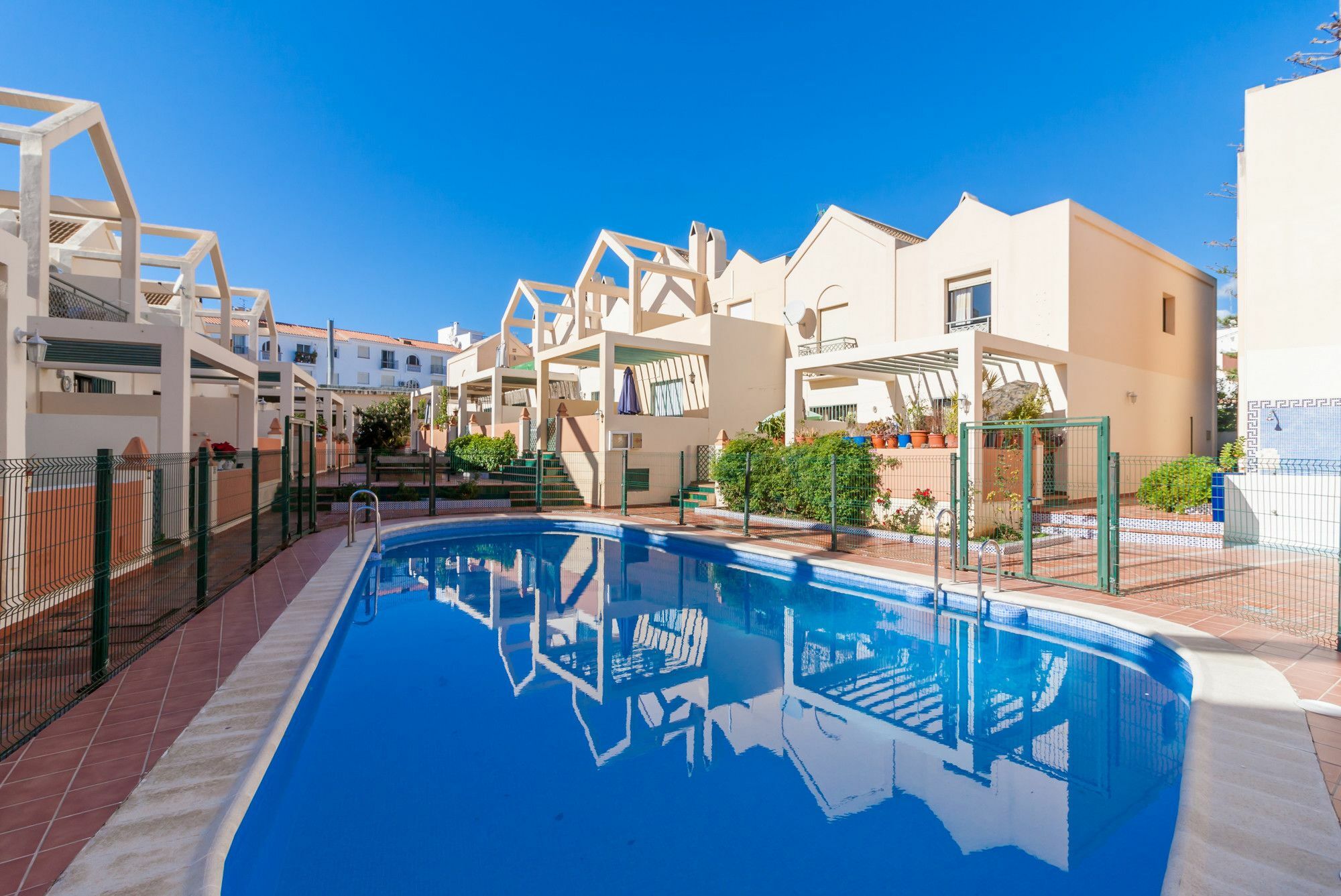 New Antali * Nerja
