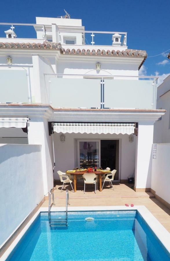 Paradise - Daisy Nerja