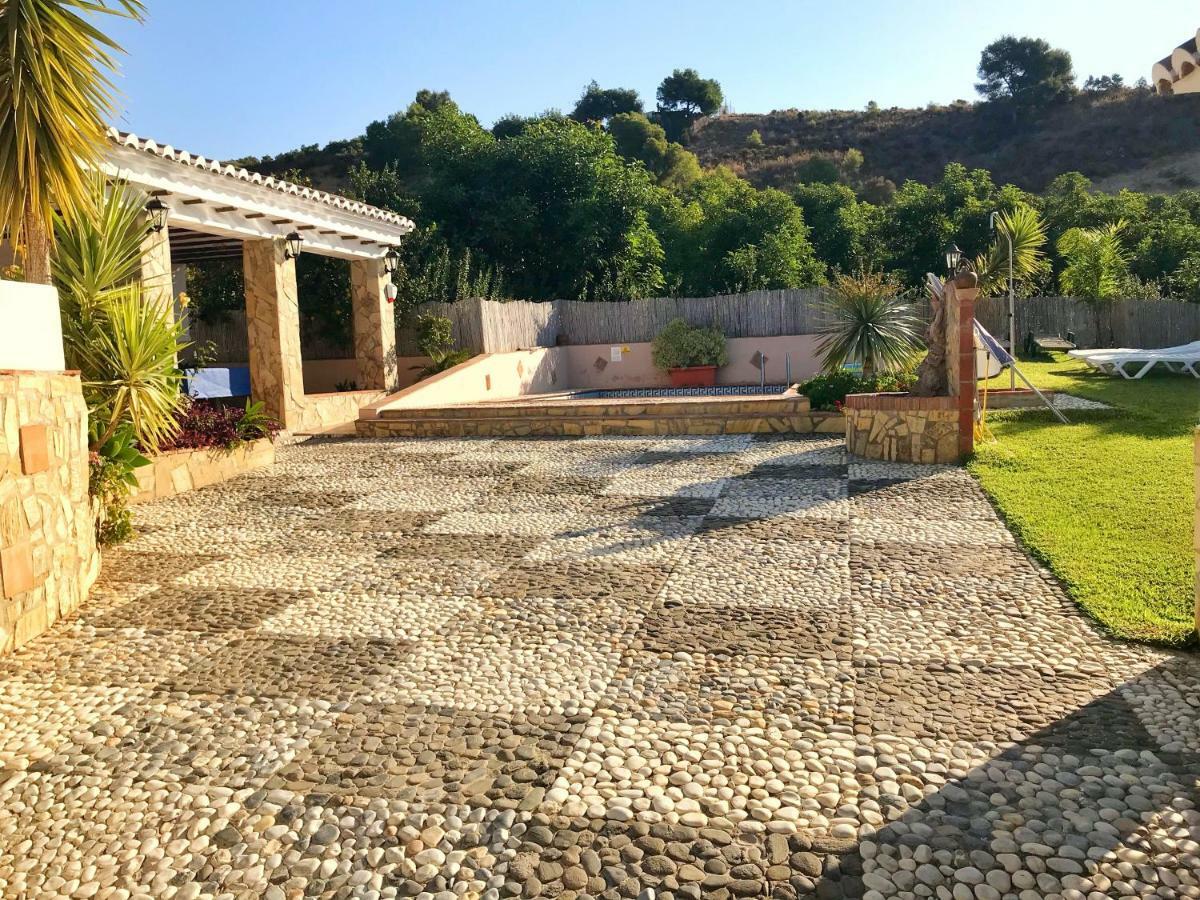 Mercedes * Nerja