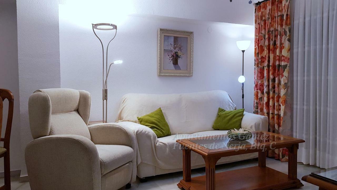 Apartment Fuentes De
