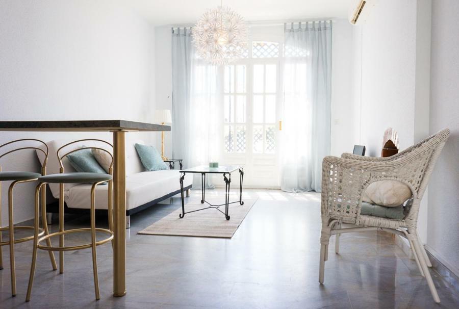 Lovely Living In Apartment Nerja