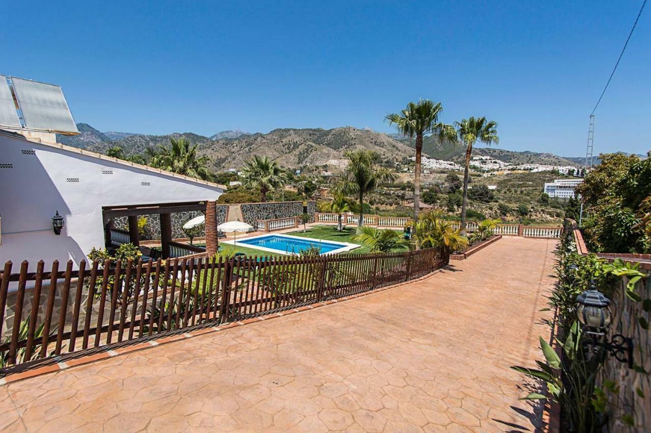 El Cano Villa *