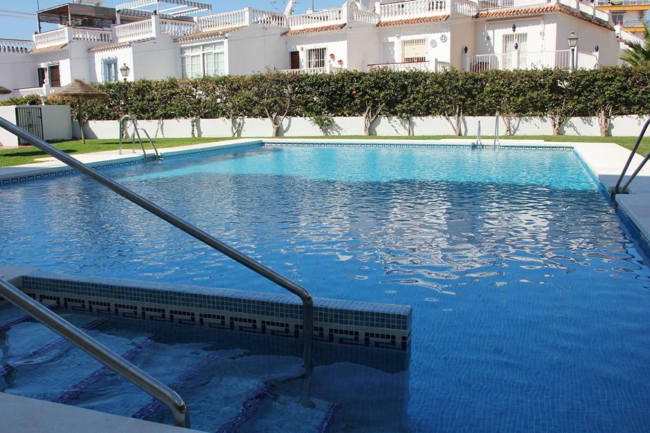 Appartement Gaviota Holidays Piscina Y Playa *