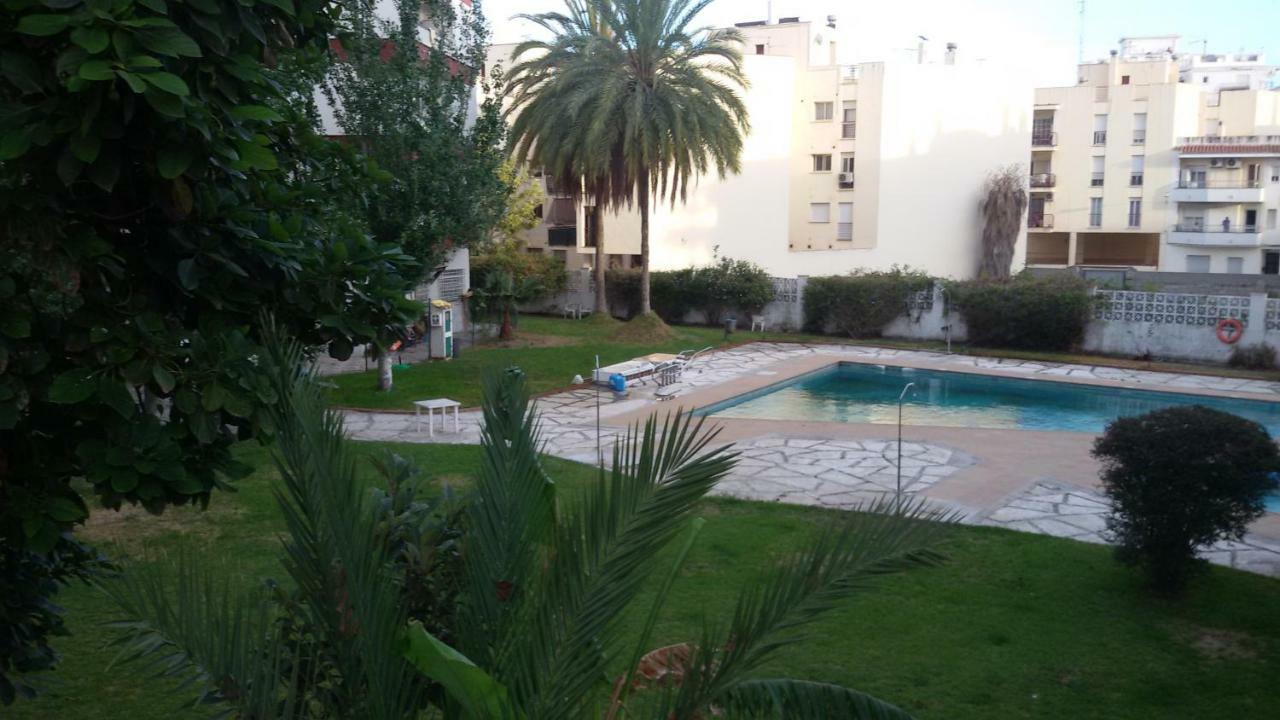 Calle Antonio Millon * Nerja