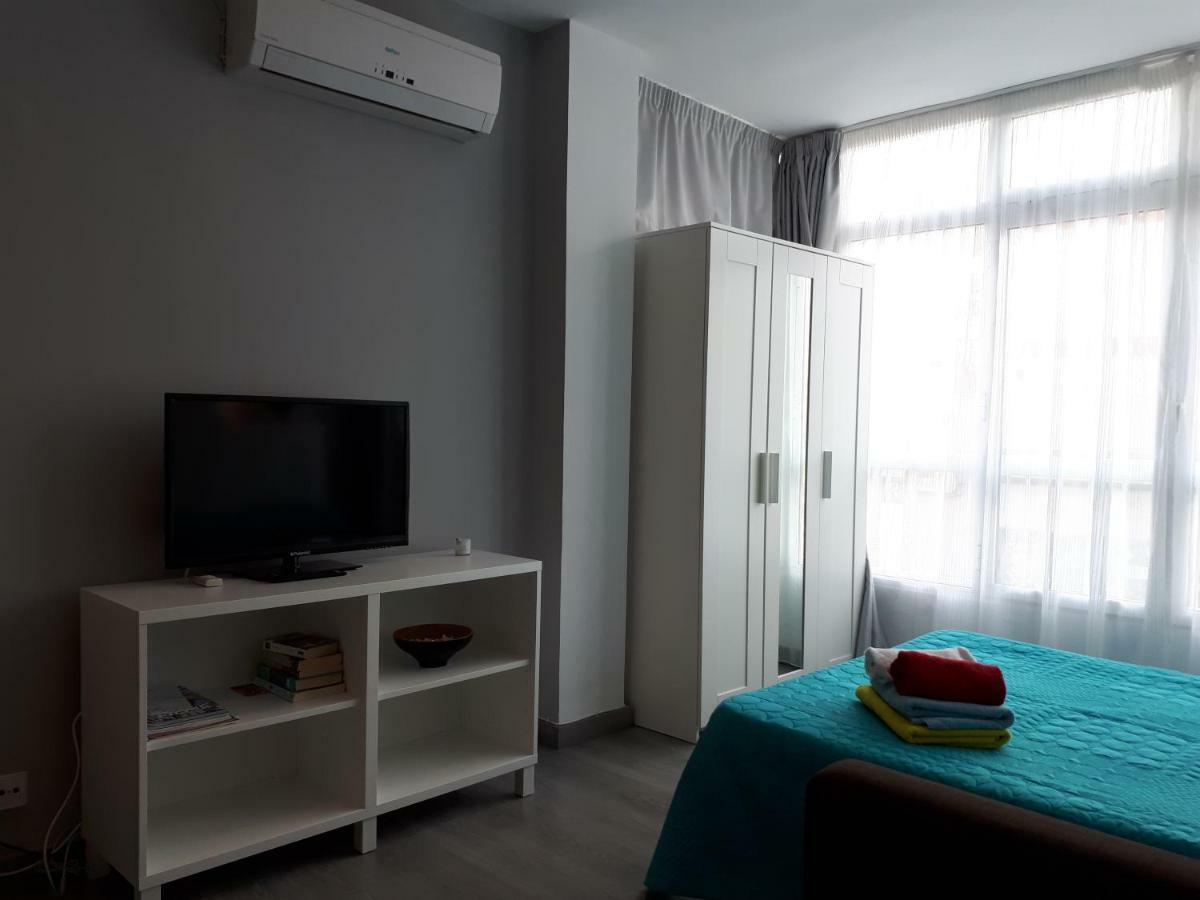 Calle Antonio Millon Apartment Nerja
