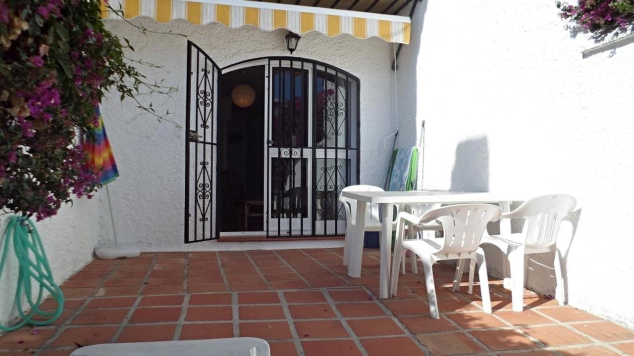 Apartamento Pinos 11 Menyber Nerja