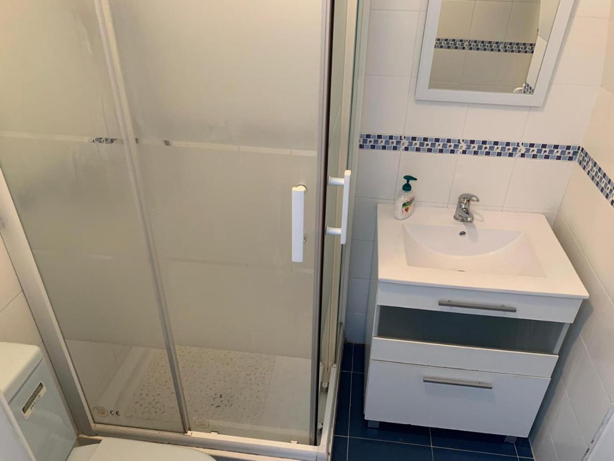Сasa de vacaciones Casa Torrecilla Linda Adosado 2 A 50 Metros De La Playa Torrecilla Nerja