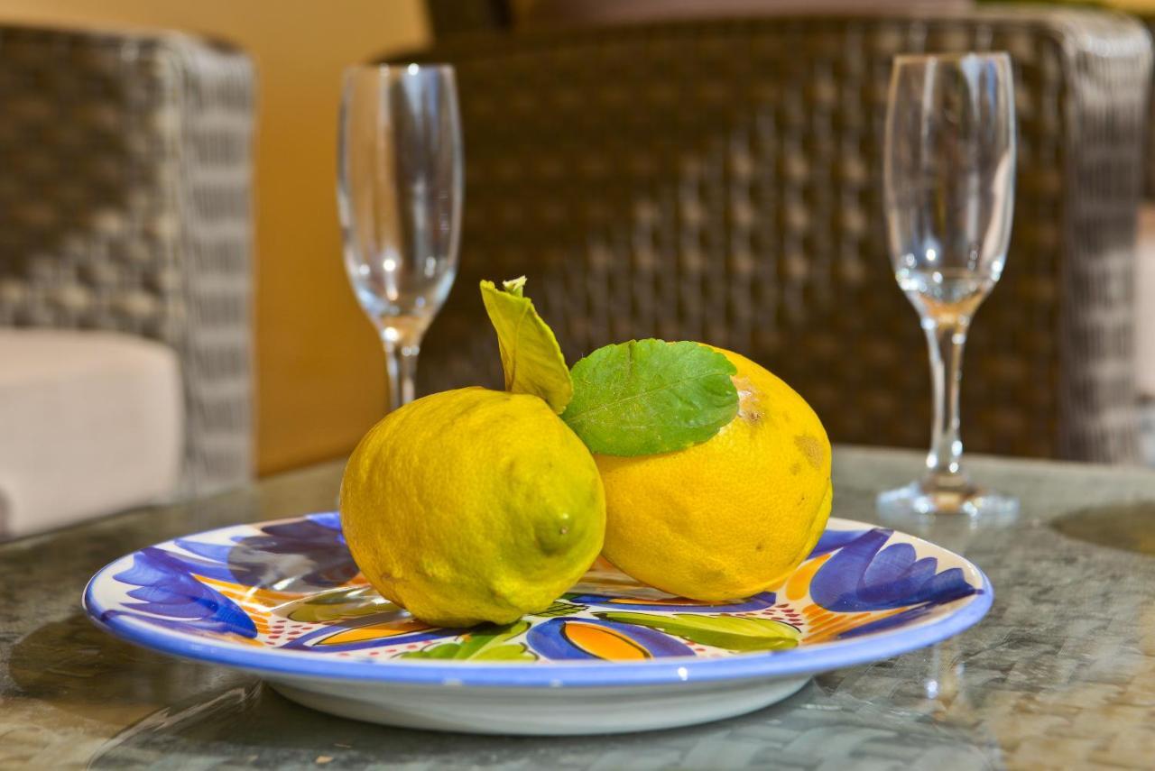 Del Miso Nerja