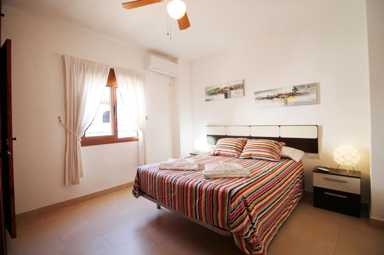 Paola Spainsunrentals 1077 Appartement