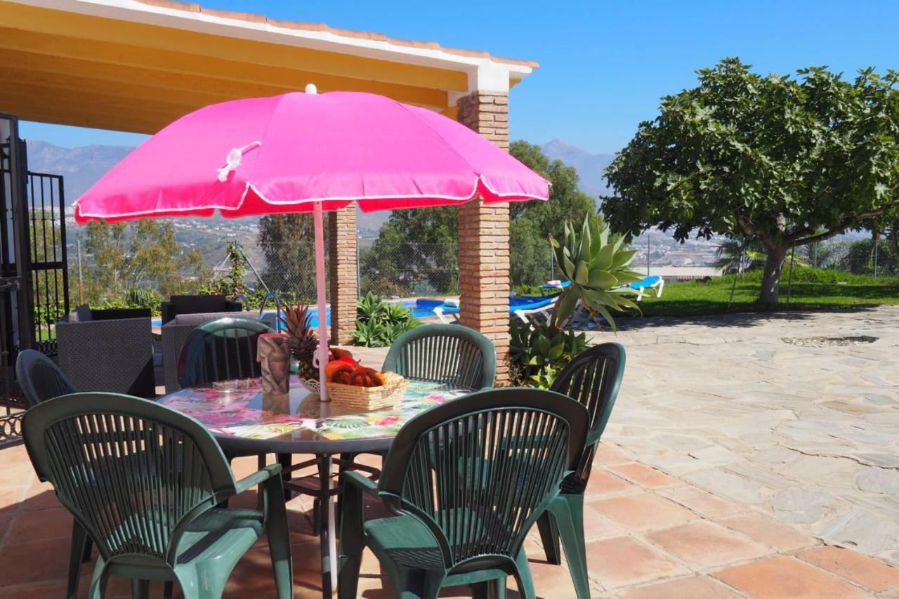 Paradise - Girasoles Nerja